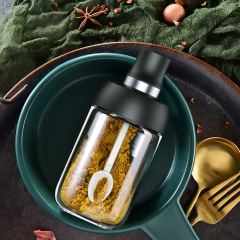 Kitchen spice bottles, moisture-proof seasoning jars with integrated spoon and lid, glass-sealed seasoning bottles, oil-brushing pots, and seasoning boxes