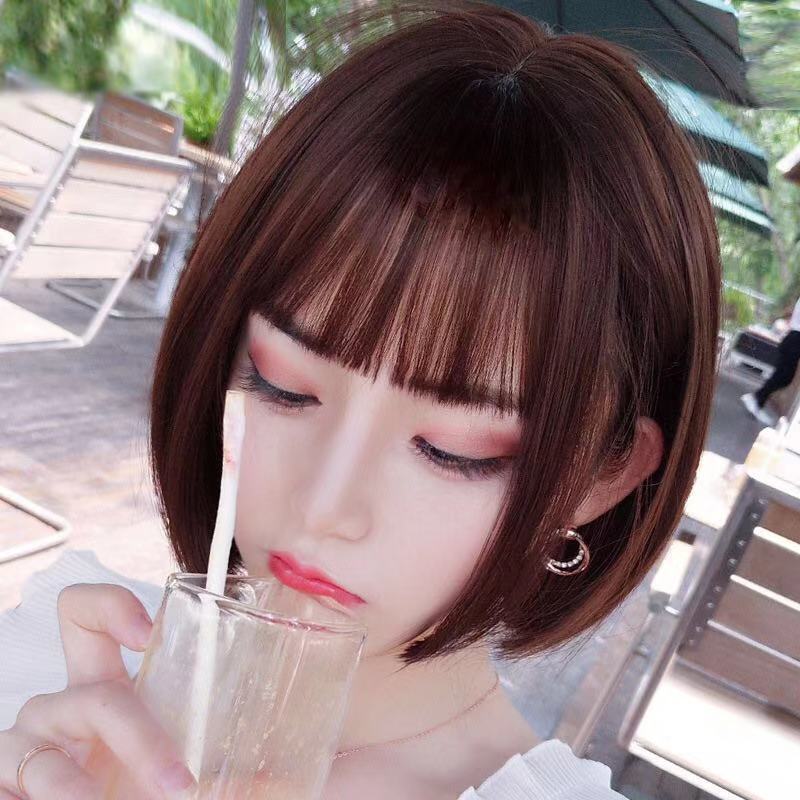 Wig Women's Short Straight Hair with Inner Buckle BOBO Head Realistic Air Bangs Middle Scalp Student's Head Whole Hair Cover