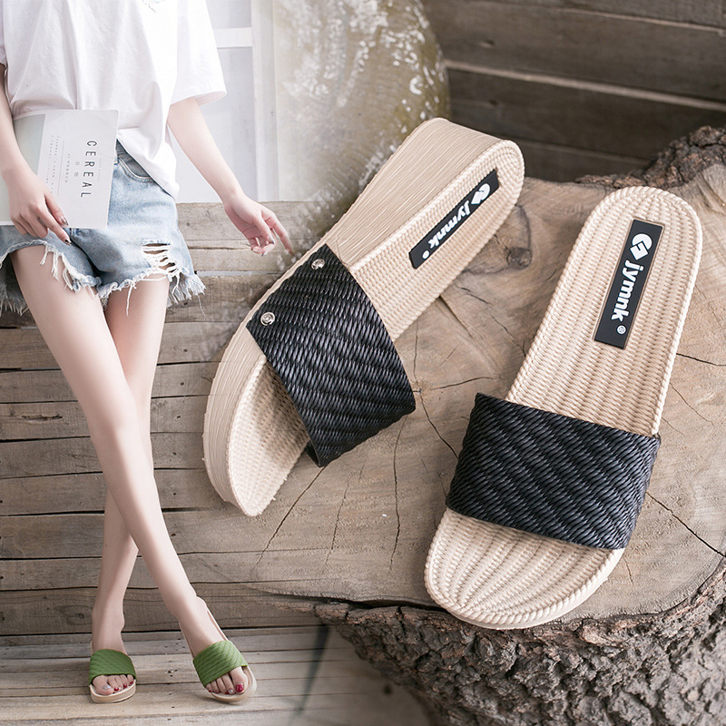 Monique new sandals women's shoes summer wear non-slip wear-resistant thick bottom heel Joker beach women's slippers wholesale Monique new sandals women's shoes summer wear non-slip wear-resistant thick bottom heel Joker beach women's slippers wholesale