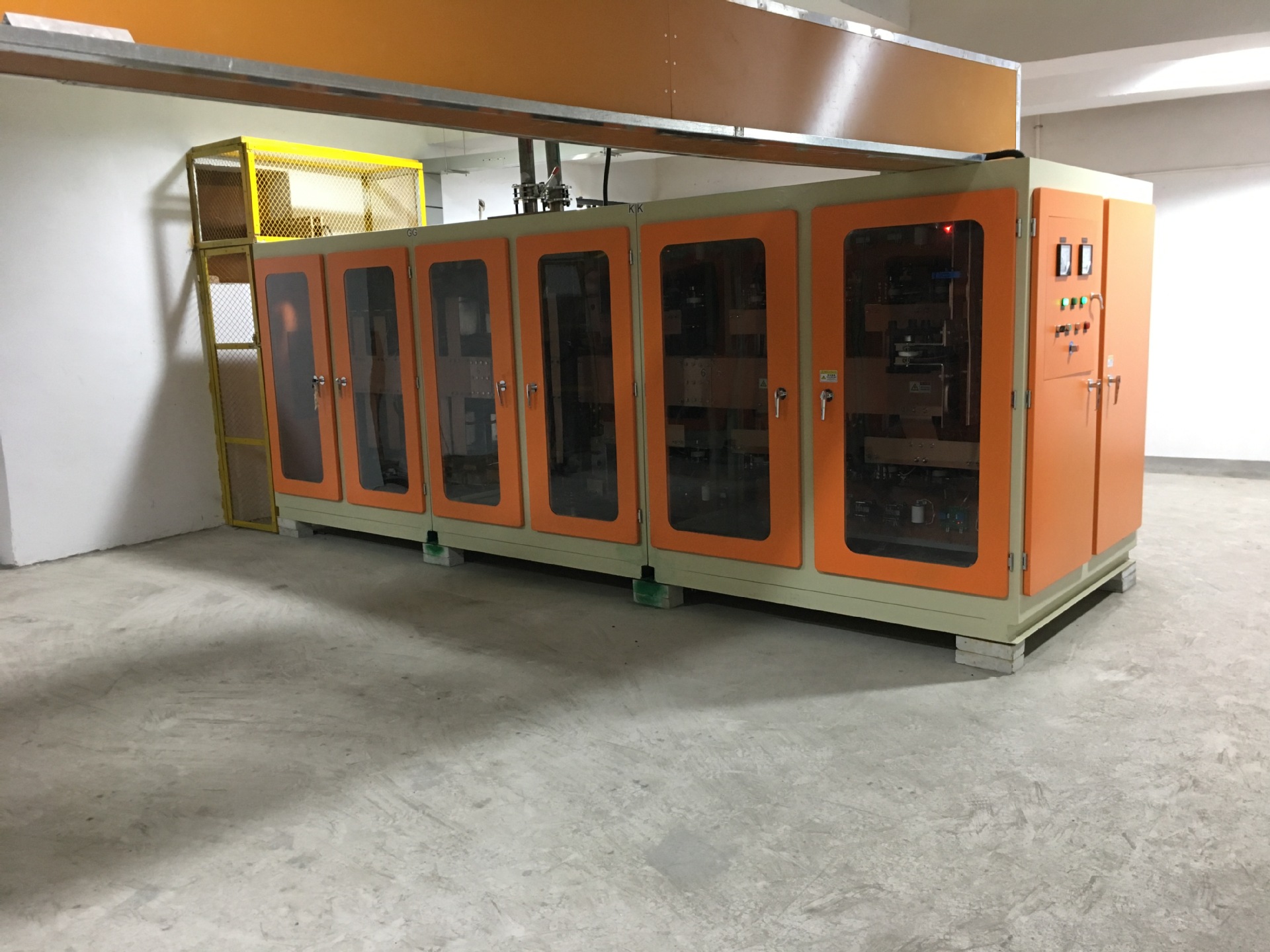 ��Ӧ͸��¯������