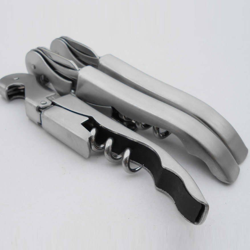 En stock abridor de botellas de acero Vino Cocina multifunción cuchillo de vino cuchillo de caballo de acero inoxidable abridor de vino