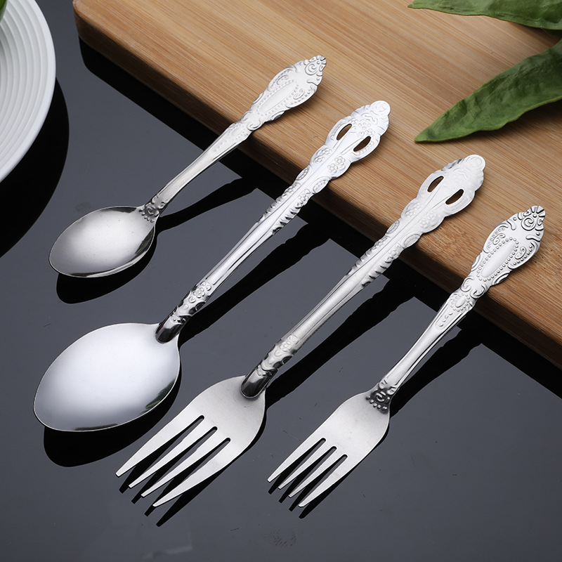 Fábrica al por mayor de acero inoxidable vajilla cantina restaurante hogar arroz cuchara doble agujero ventilador Shell cuchara olla caliente cuchara de sopa