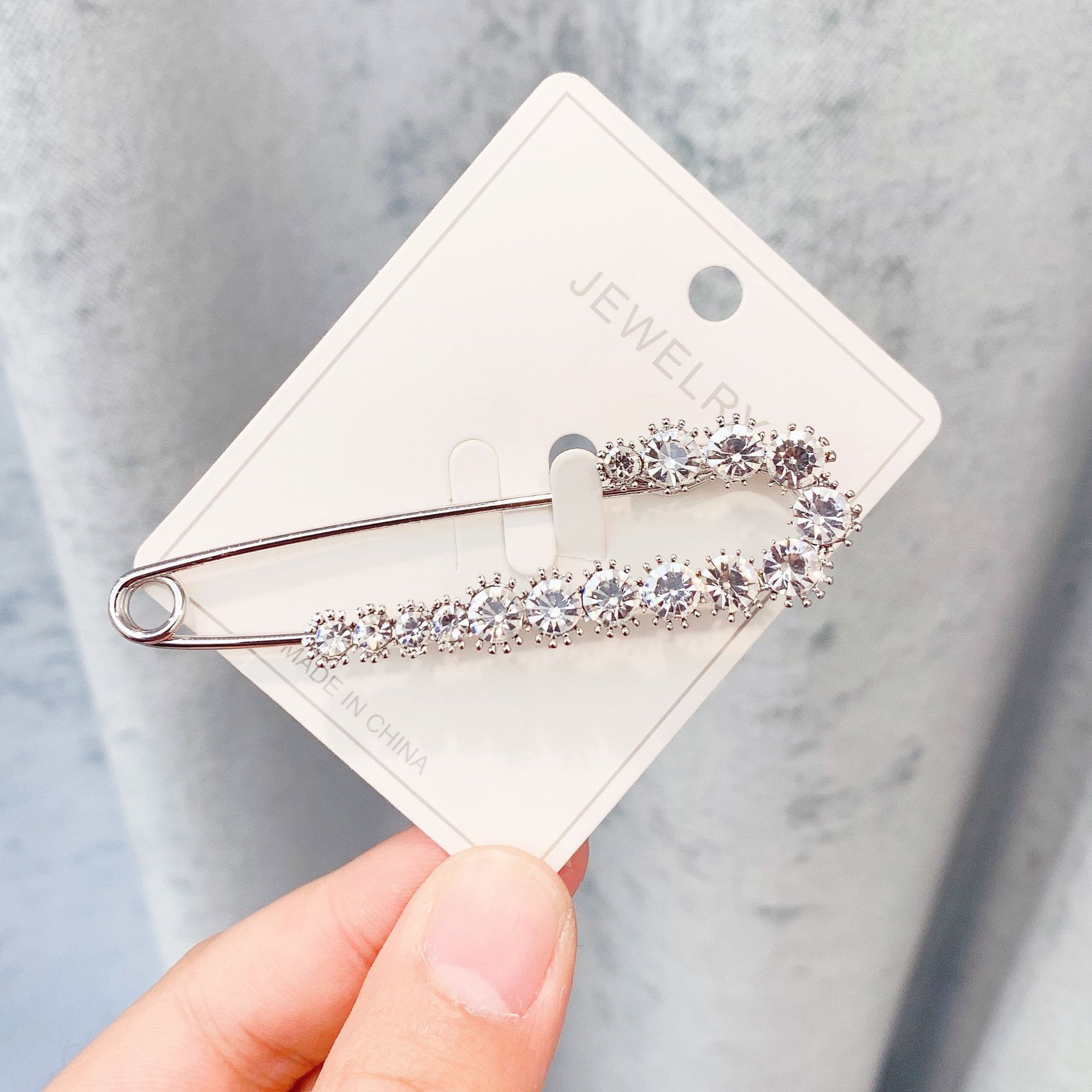 Creativo nuevo broche de alto grado de aleación rhinestone ramillete perla pin accesorios de moda fábrica directa en stock