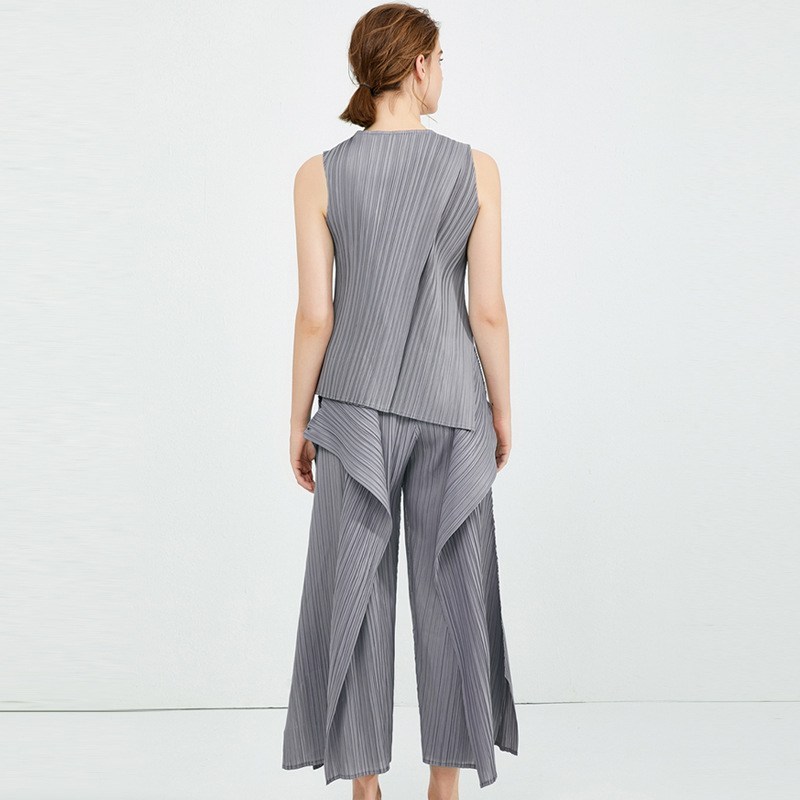 2026 Summer New Pleated Double-Layer Top Vest Casual Wide-Leg Pants Irregular Two-Piece Fashion Suit For Women_ecoleips.com