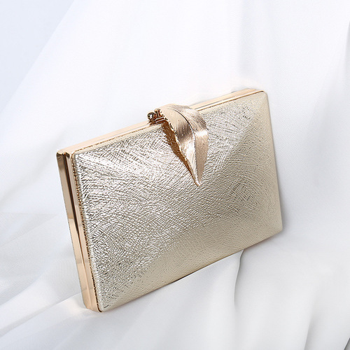 New factory direct sales women's bag dinner bag cross-body women's small bag banquet clutch bag leaf chain small square bag