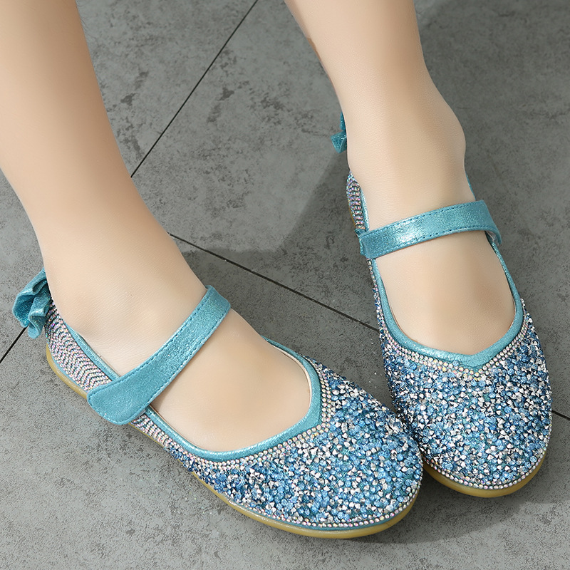 Zapatos de Niña Zapatos de princesa Primavera y otoño Nuevos zapatos planos de fondo suave para niños flash Zapatos de baile de rendimiento de diamantes zapatos de cuero de niña