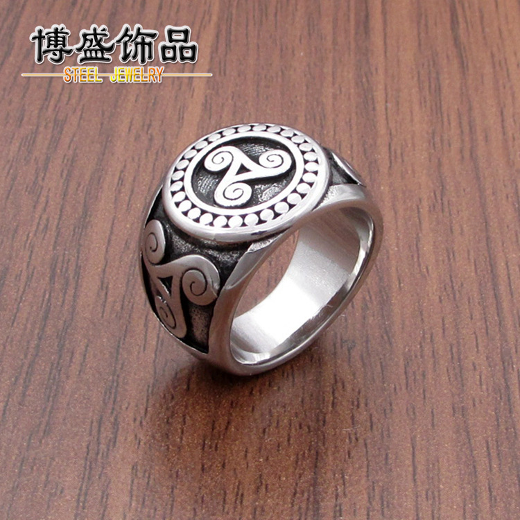 European and American Film and Television surrounding titanium steel men's jewelry manufacturers direct supply trend personality Viking totem casting ring steel color