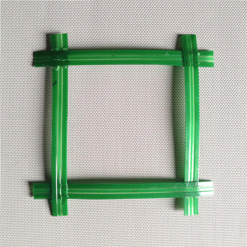 厂家供应双向焊接土工格栅 矿用双向粘结加筋焊接土工格栅