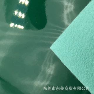 高光镜面漆皮pvc皮革批发弹力布底柔软人造革