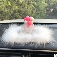 Diamond-encrusted car anti-slip mat Diamond car anti-slip mat Car feather diamond-encrusted mat Mobile phone navigation instrument panel anti-slip mat