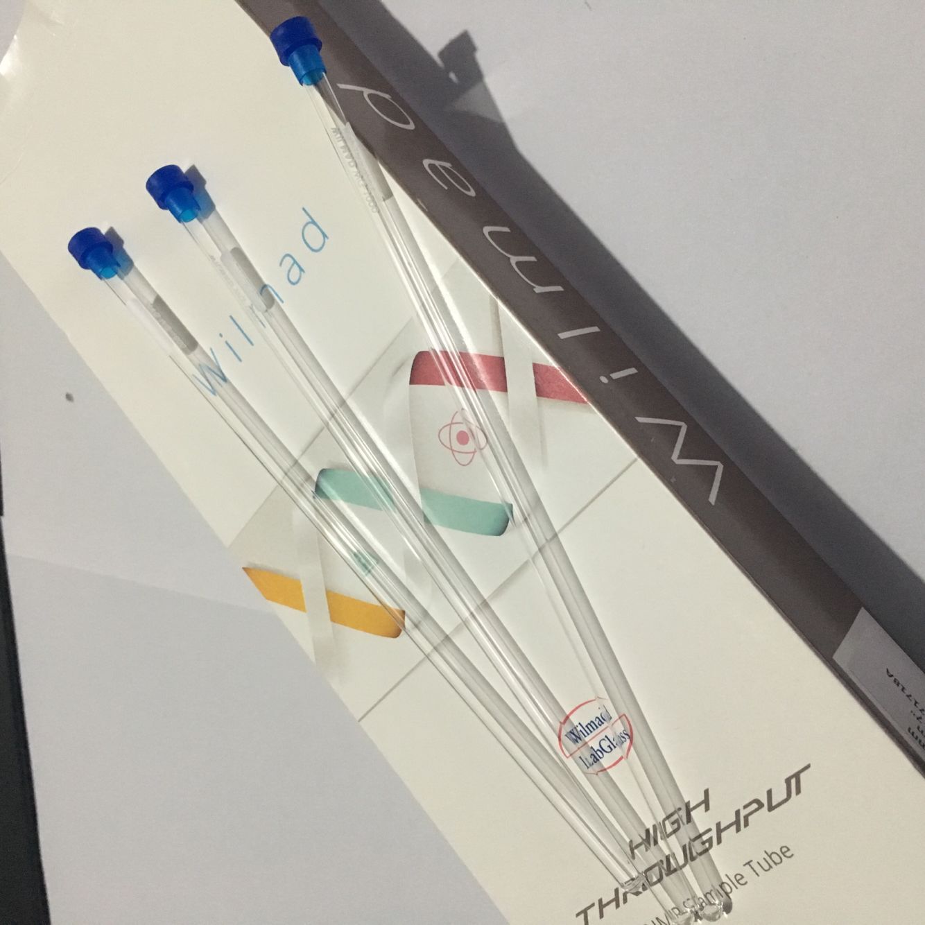 美国进口WILMAD核磁管5mm核磁共振NMR管7英寸微量核磁管带帽