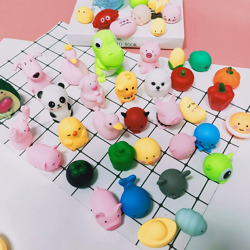 squishy стресс-игрушка, фуксия персонаж мультфильма — assorted Bath & Slime Squeeze Toy