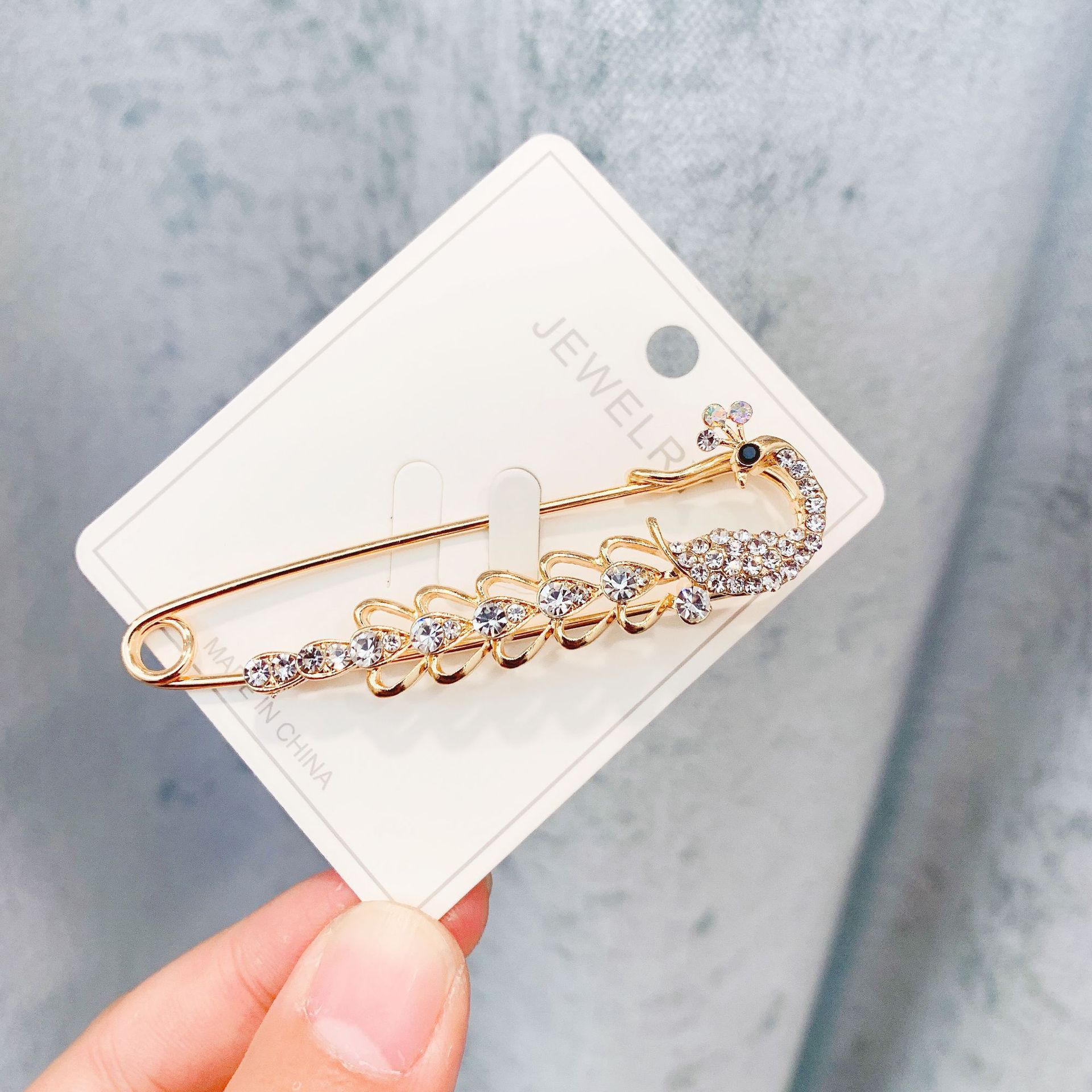 Creativo nuevo broche de alto grado de aleación rhinestone ramillete perla pin accesorios de moda fábrica directa en stock