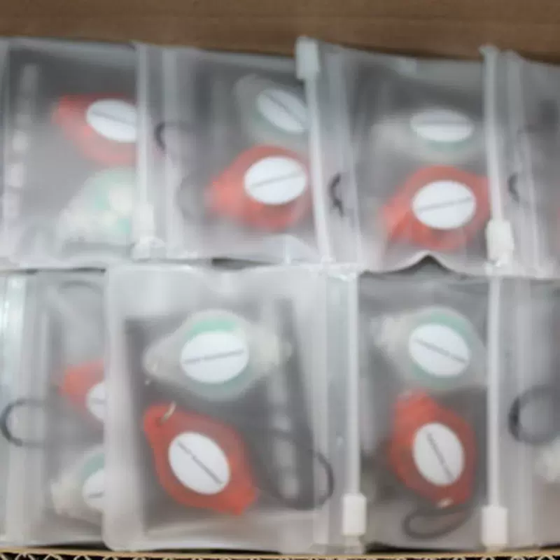 供应迷你自行车灯 多功能自行车激光尾灯 夜晚户外背包灯