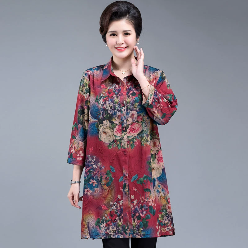 Новая модель женского пальто 2025 года, летняя одежда для женщин среднего и старшего возраста, рубашка, плащ больших размеров, средней длины, очень большой размер.