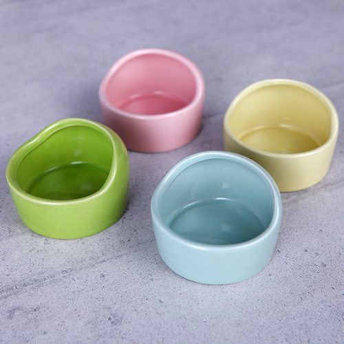 Cute Hamster Food Bowl Ceramic Anti-Tip Small Hamster Snack Dish Semi-Circular Top Eating Drinking Anti-Escape Feeder