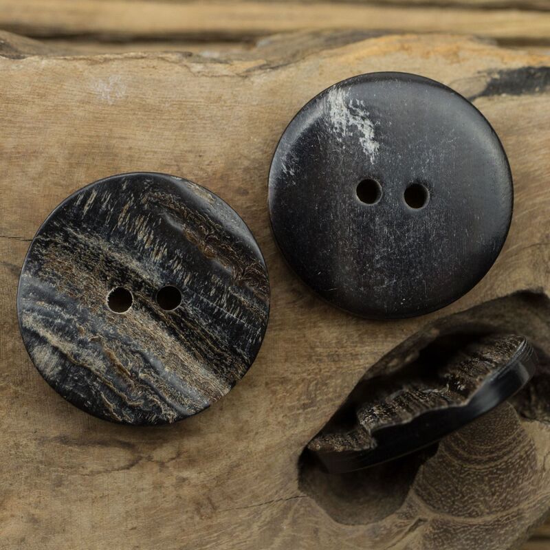 Natural distressed irregular broken eyes retro real horn button cotton linen shirt cardigan button 20mm