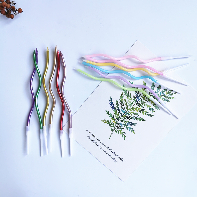 Curved Birthday Cake Candle Romantic Party Decorative Candle Creative Curved Spiral Gold Plated Colored 6 Pack Boxed Curved Birthday Cake Candle Romantic Party Decorative Candle Creative Curved Spiral Gold Plated Colored 6 Pack Boxed