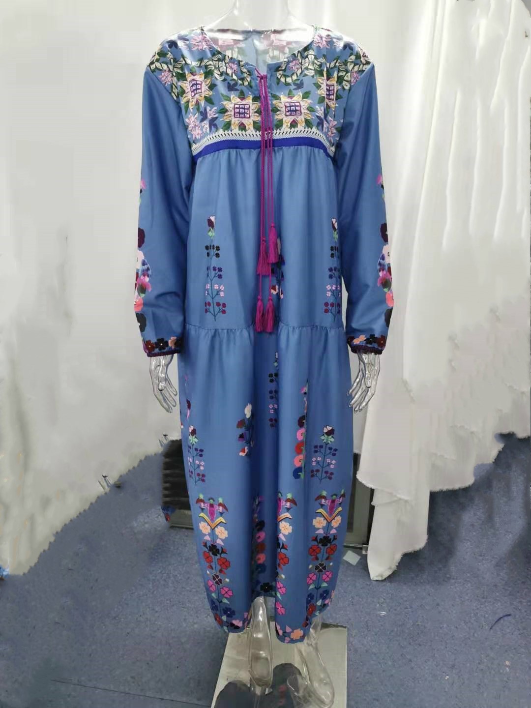 Style bohème européen et américain, positionnement sur le marché extérieur, imprimé floral patchwork, cravate à cordon long_voghion.com