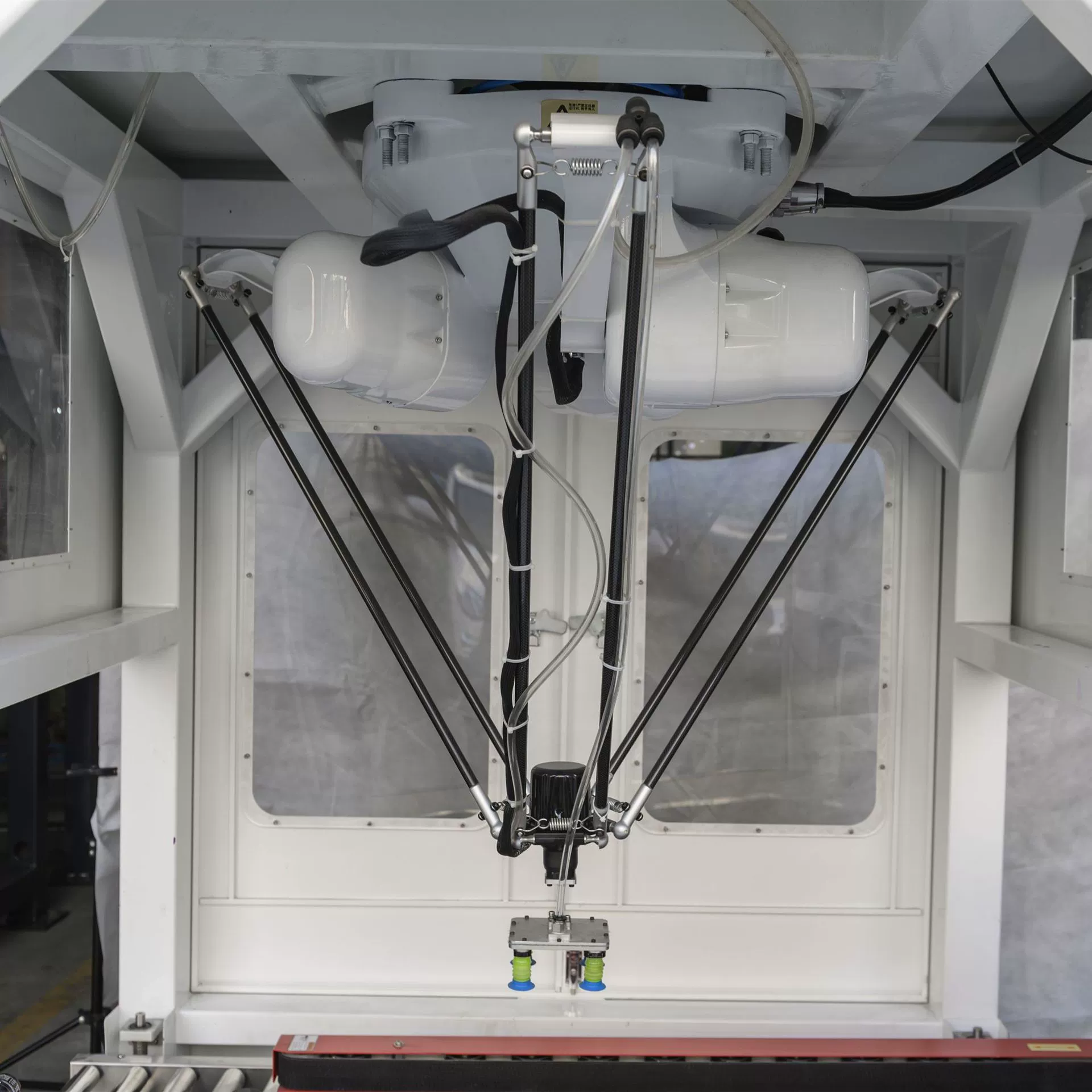 Интеллектуальный высокоскоростной робот-паук для сортировки, обработки, паллетирования, сортировки пищевых продуктов, автоматической упаковки и работы с параллельным манипулятором