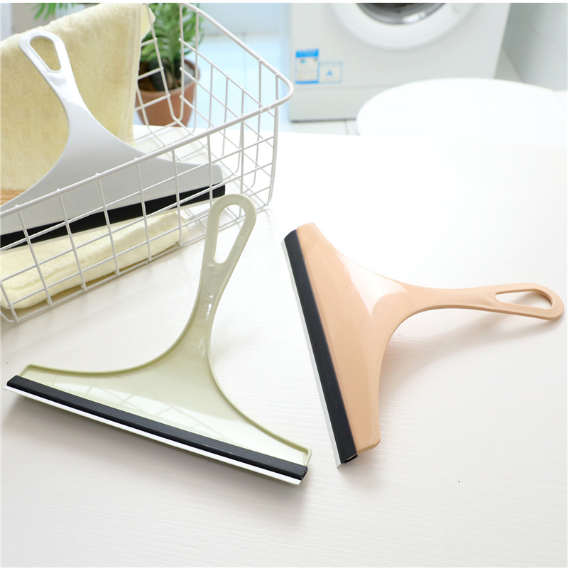 Glass Cleaner Image 3