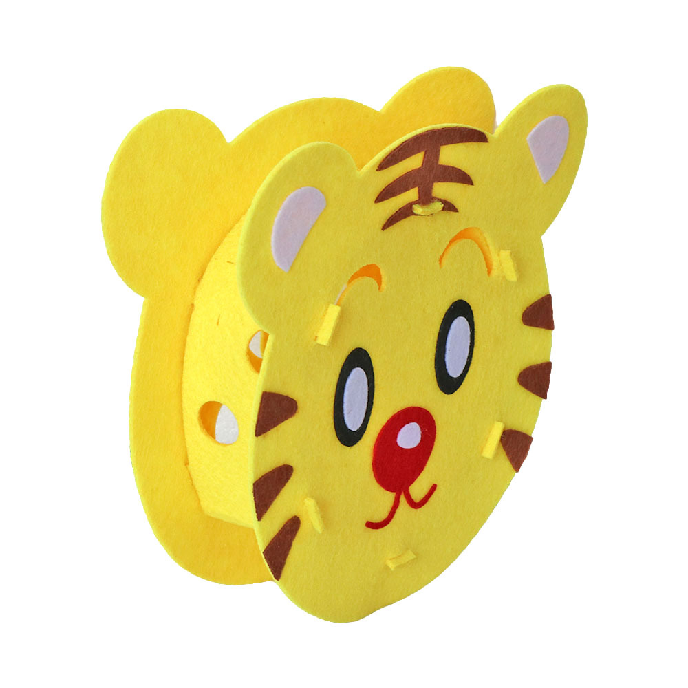 Linterna de dibujos animados no tejida Festival del Medio Otoño creativo paquete de material de bricolaje hecho a mano linterna portátil no tejida