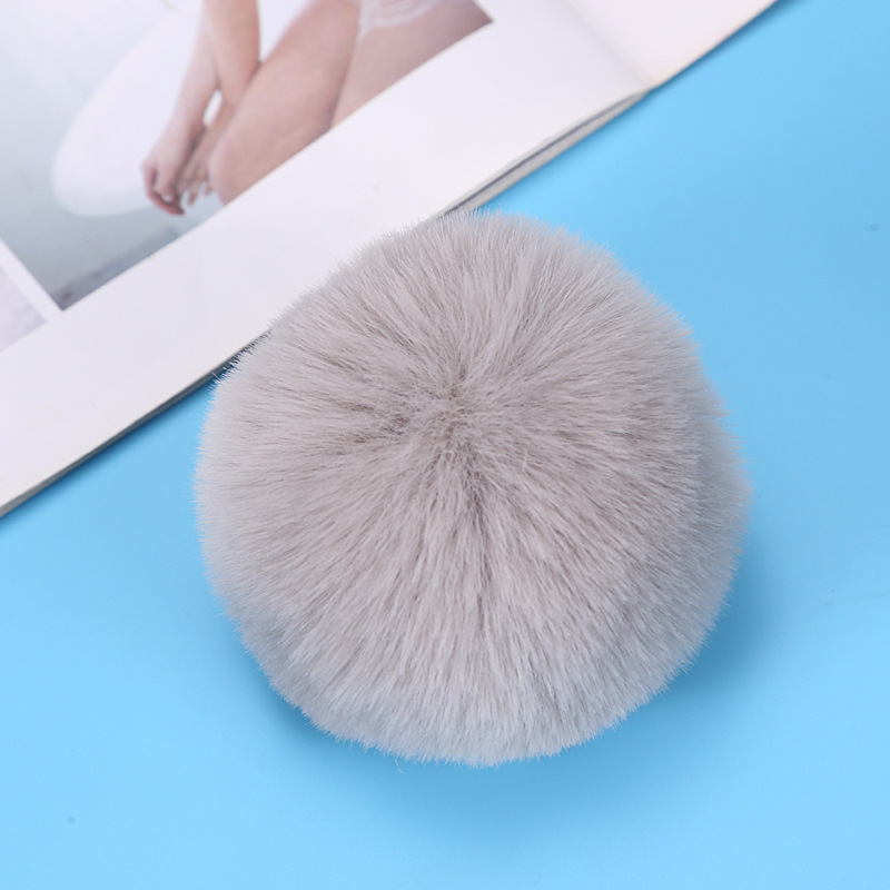 現物卸売りはラッコの毛玉をまねて6cmのアクセサリーのキーホルダーをまねます。