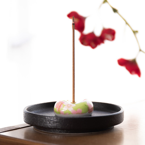 Japanese incense stick incense plate pink cherry incense stick home bedroom aromatherapy ceramic incense seat incense holder incense stand incense dish Japanese style