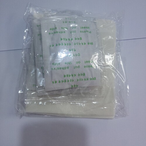 Manufacturer wholesale mugwort foot patch, Korean version bamboo vinegar foot patch, free tape, English gold foil version foot patch
