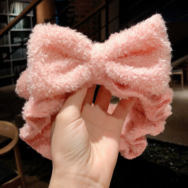 With bow, fuchsia