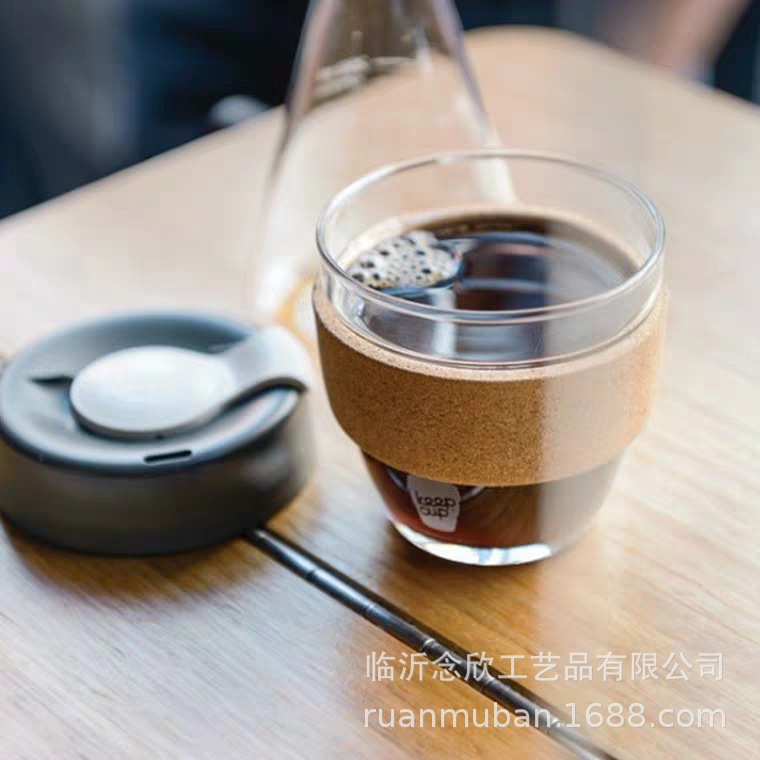 Environmental protection fashion factory direct sales delicate smooth anti-scald insulation coffee Cork cup cover