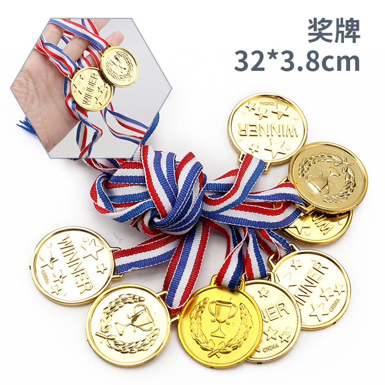 Juguetes de fiesta para niños transfronterizos regalos de traje juguetes pequeños juguetes de puesto pequeños regalos al por mayor