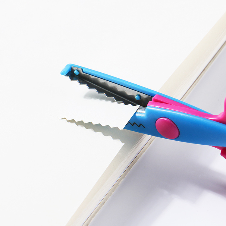 Tijeras de encaje DIY creativas de 5 pulgadas tijeras de bricolaje álbum de fotos tijeras hechas a mano para niños al por mayor 6 opcionales