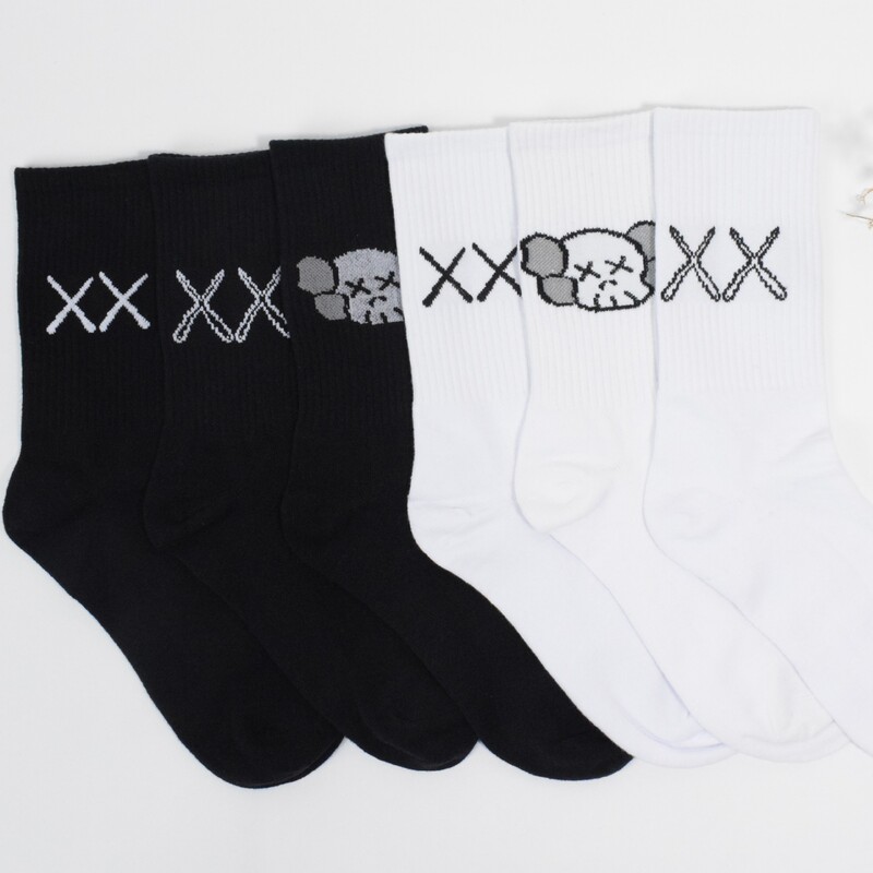 Sesame Street KAWS joint Tide brand socks cotton socks socks XX street hip-hop sports socks Sesame Street KAWS joint Tide brand socks cotton socks socks XX street hip-hop sports socks