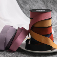 �n����ɫ�޾��������Y���b�o�϶Yñ�Y���r�����b����б�y���޿���