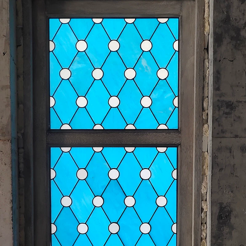 Прямые продажи с фабрики в Донгуане: европейский стиль витражей, цветные витражи для отелей и церквей, производитель художественного стекла.