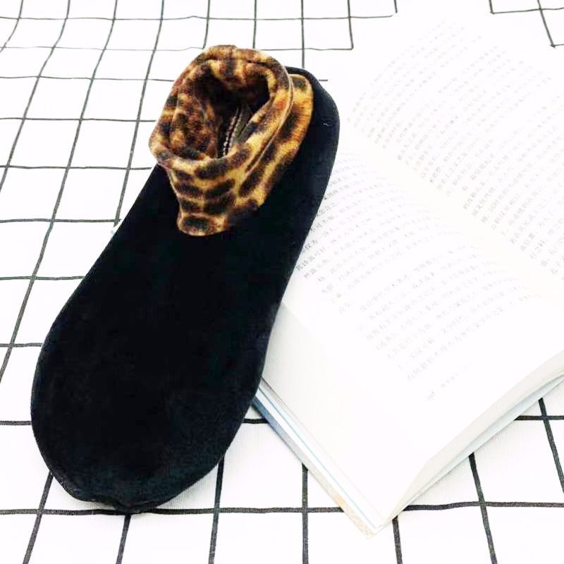 Calcetines de piso para adultos para hombres y mujeres calcetines gruesos forrados con forro polar cálido para hombres Otoño e Invierno vellón de coral educación temprana cubierta de pie antideslizante al por mayor