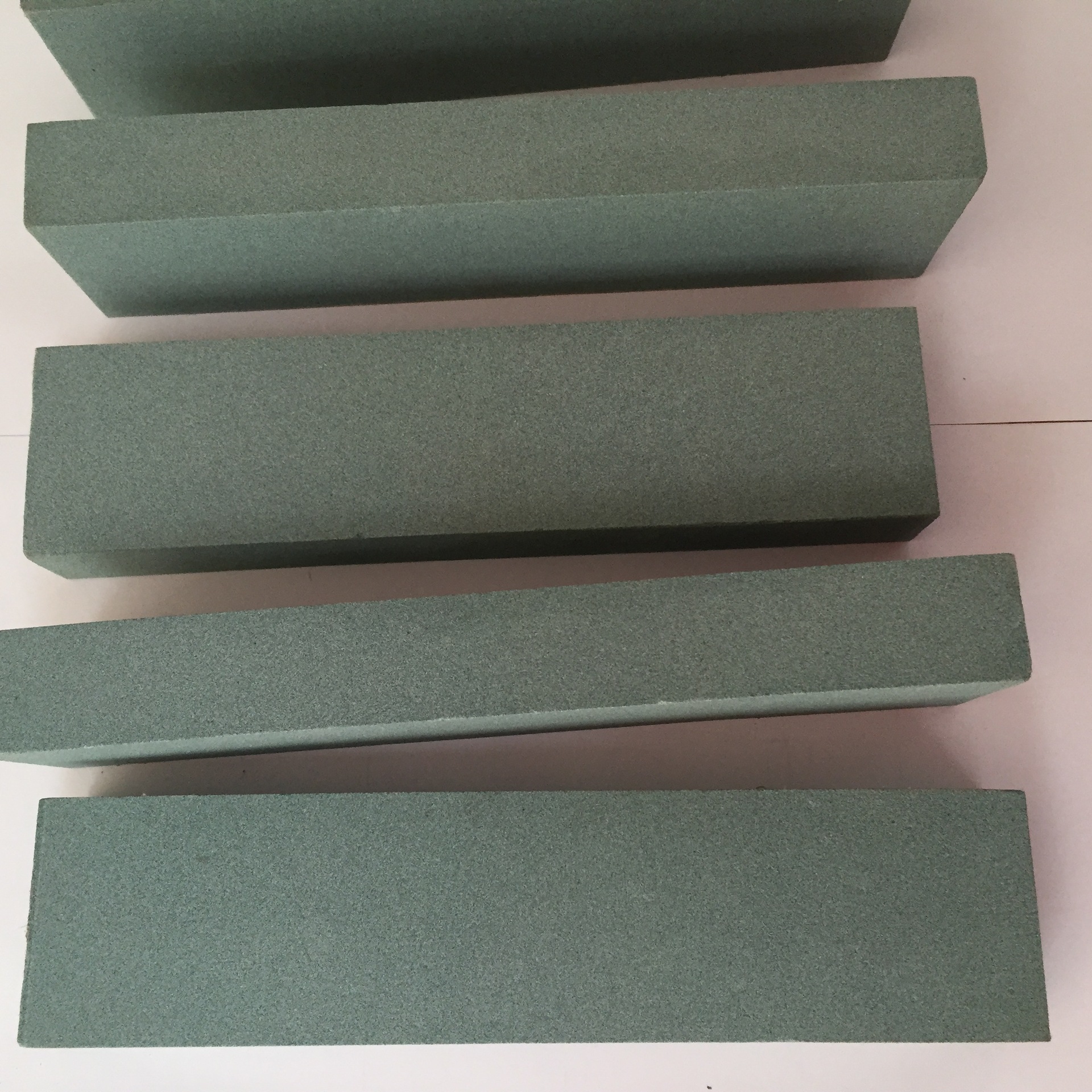 长方形绿色磨刀石,家用多款磨刀砂轮油石