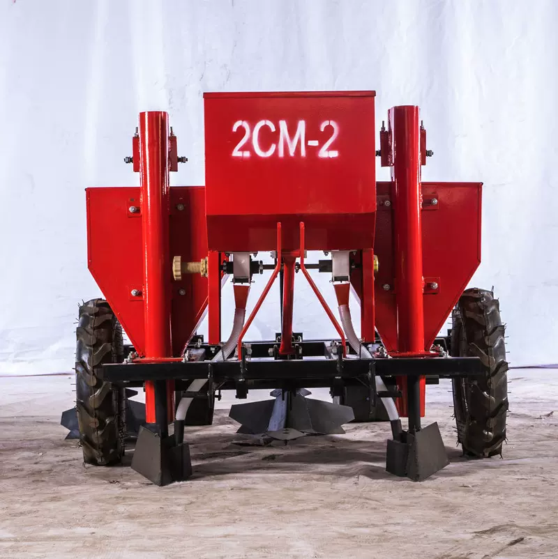 农业机械 拖拉机带双垄四行土豆种植机,土豆种植机,种植机械