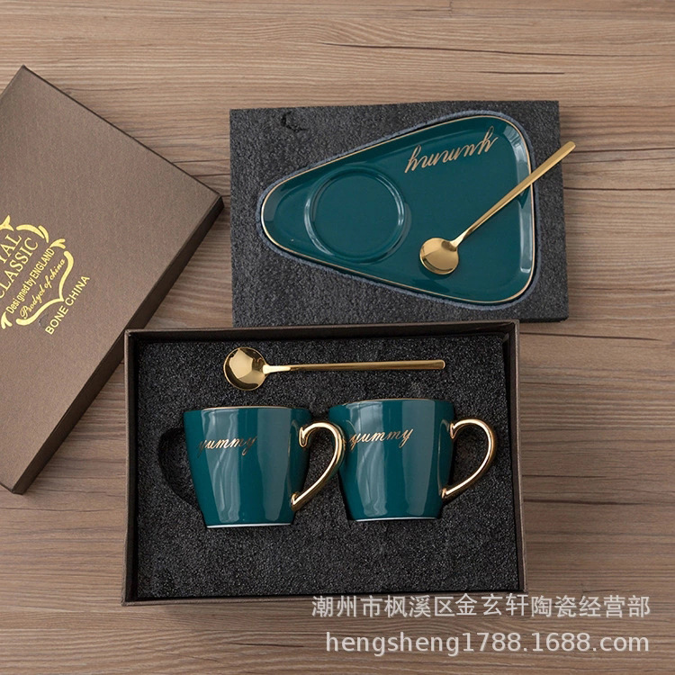 Nórdico creativo taza de café y platillo con cuchara traje luz lujo desayuno postre té la tarde noble regalo LOGO caja