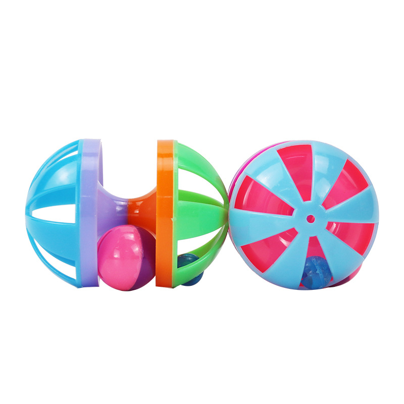 Suministro directo de fábrica Hot Ball Bell Ball divertido gato juguete multicolor plástico Bell gato juguete gato suministros en stock