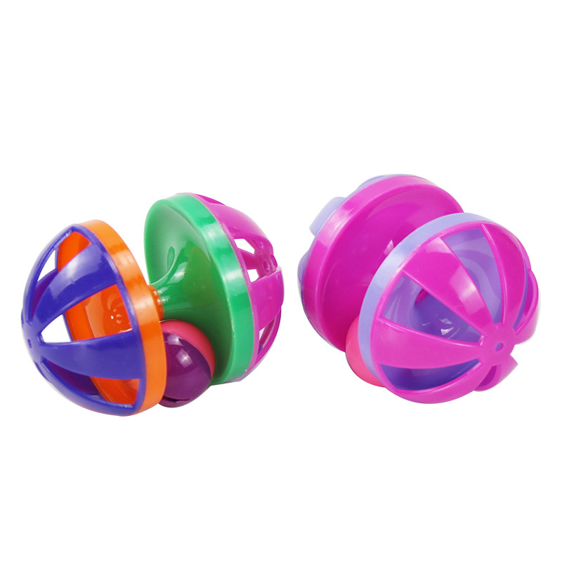 Suministro directo de fábrica Hot Ball Bell Ball divertido gato juguete multicolor plástico Bell gato juguete gato suministros en stock