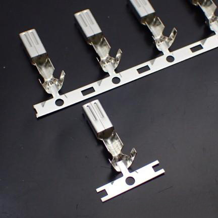 �ֻ����� SVF-42T-P2.0 ����ѹ�Ŷ��� JST������ VLϵ�м��6.2mm