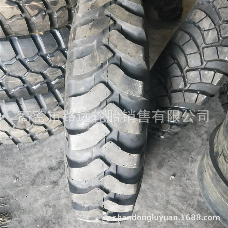 越野工程轮胎 12.00-20 挖掘机轮胎 11.00-20