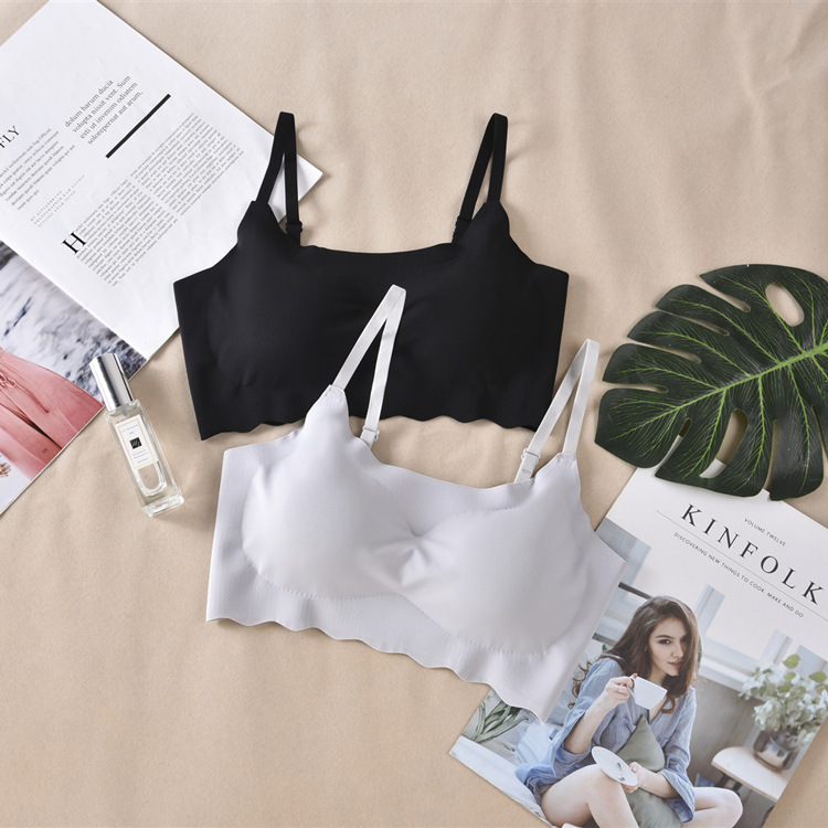 Tranquilidad de la segunda generación de ropa interior sin costuras belleza correa trasera envuelta en el pecho tubo femenino superior empuja hacia arriba el sujetador estudiante de secundaria chica chaleco
