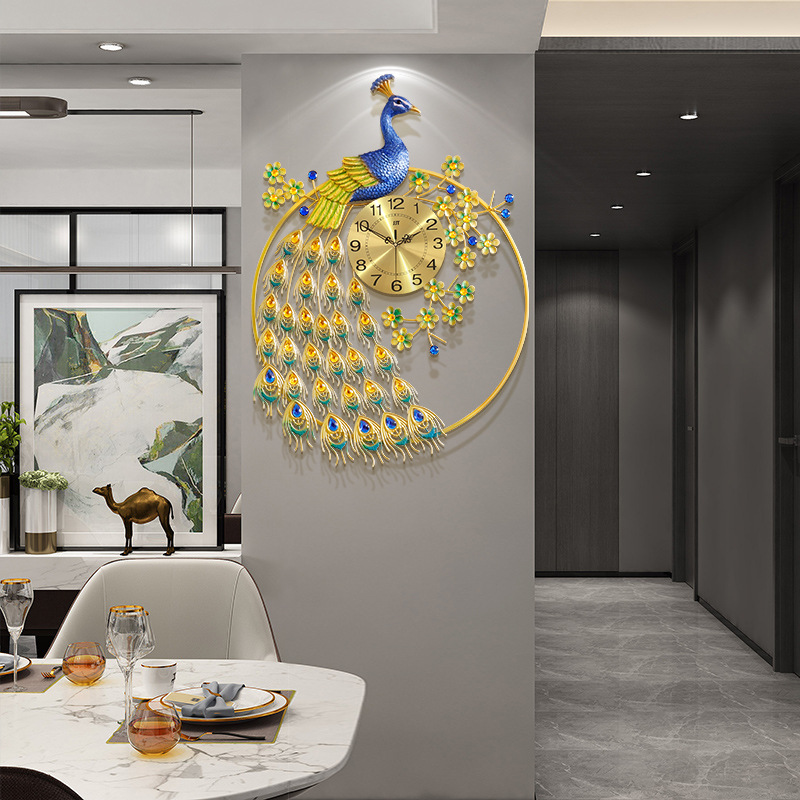 Moda de estilo europeo luz reloj de lujo sala de estar creativo Pavo Real Reloj de pared decoración del hogar reloj de arte Venta caliente entrega de una sola pieza