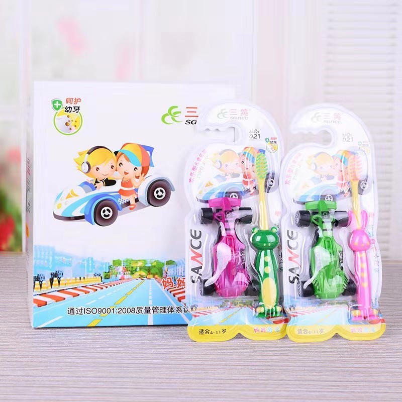D1243 cepillo de dientes para niños enviar Juguetes Coche bebé limpieza oral cuidado Yiwu 2 yuanes Tienda Al Por Mayor
