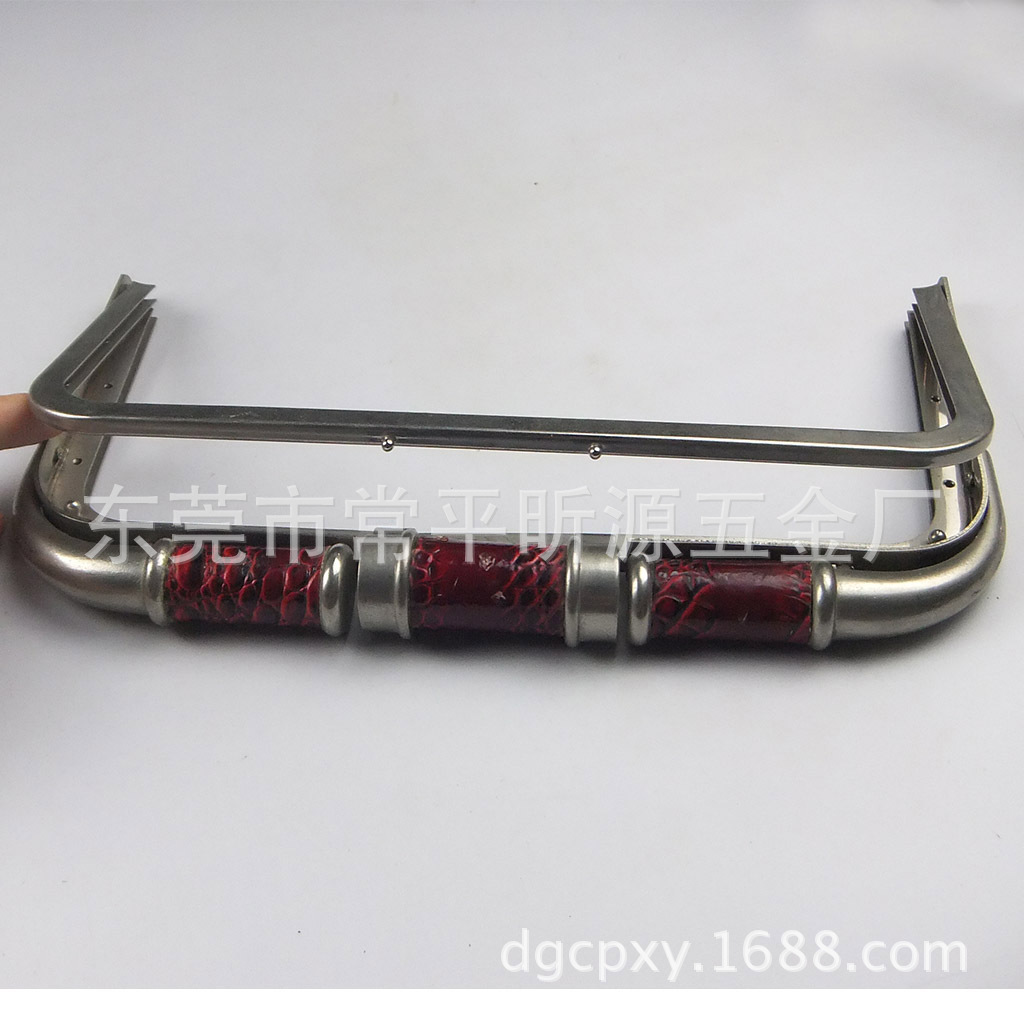 供应晚装包五金架 锁扣，铁环箱包扣皮具金属扣