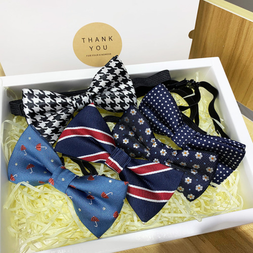Children's British-style bow tie versatile pin chiffon bow tie, handmade small bow tie for children, children's bow tie butterfly