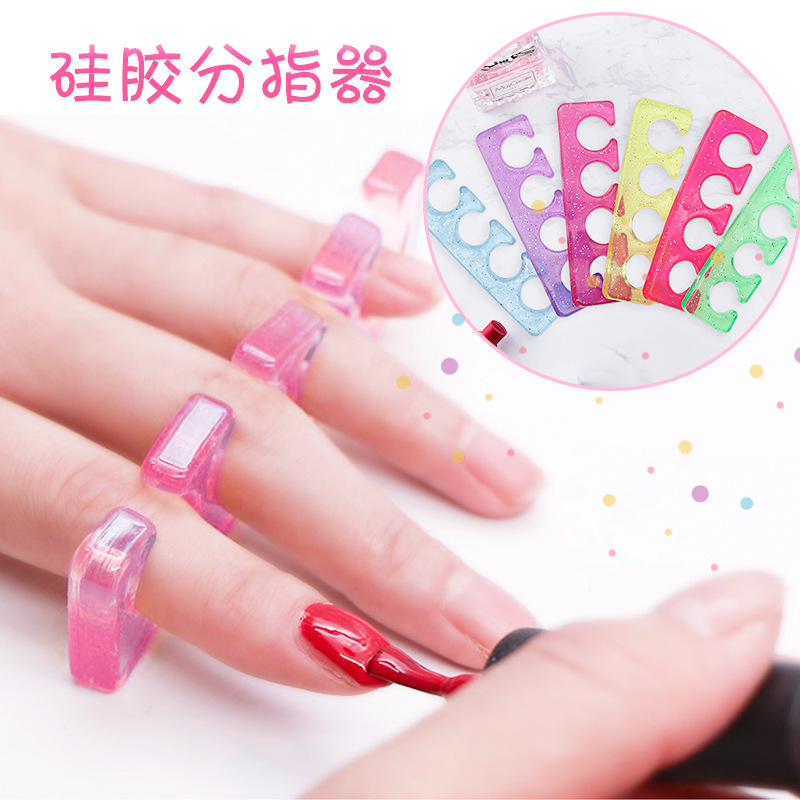 New toe divider reusable finger divider 4 color nail polish coloring separator cross-border nail art tool New toe divider reusable finger divider 4 color nail polish coloring separator cross-border nail art tool